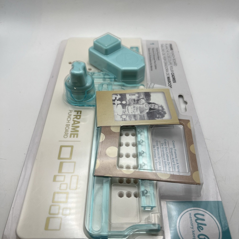 We R Memory Keepers Frame Punch Board Set New In Package - Picture 8 of 9